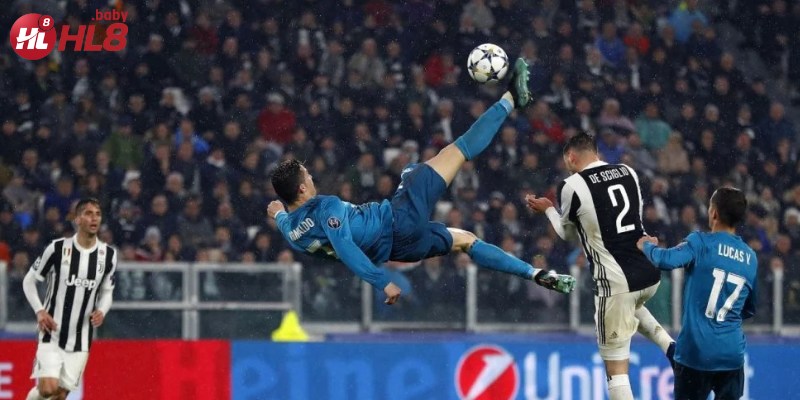 Trận đấu mô phỏng hấp dẫn và kịch tính.