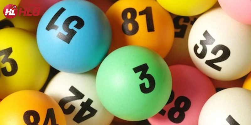 Người chơi tham gia đặt cược xổ số online trên nền tảng HL8